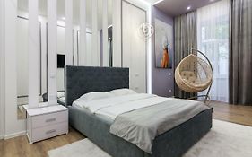 Royal Art-Apartment On Skoryka 26